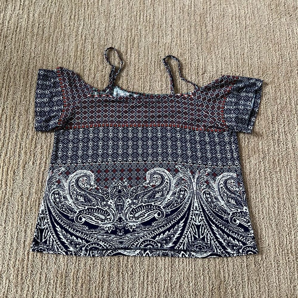 Gypsy Patterned Off the Shoulder Tshirt - Picture 6 of 6